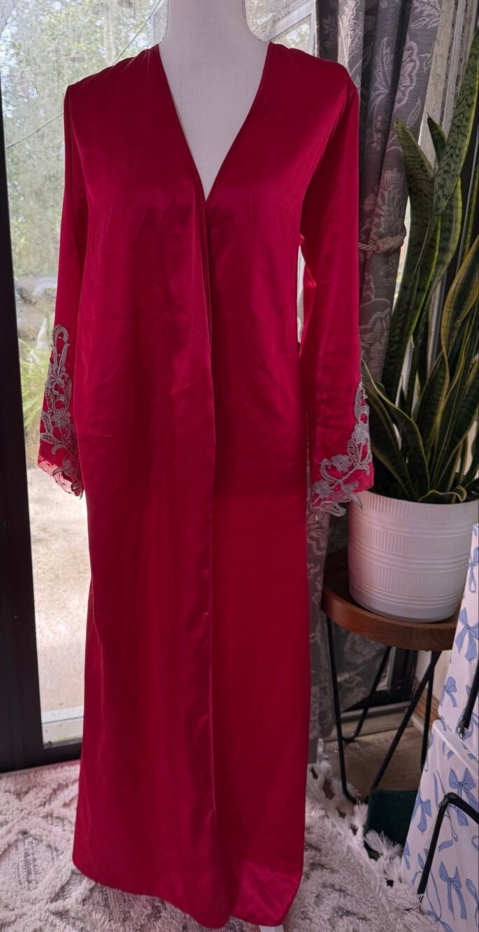 Flora by Flora Nikrooz Red Satin Long Robe S/M Silver Lace Lingerie